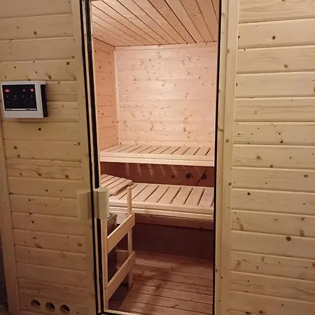 Schloss Raitenbuch *